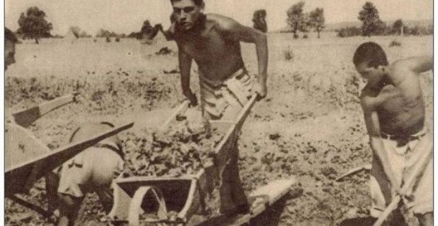 16. novembra 1947. godine krenuo prvi voz prugom Bosanski Šamac – Sarajevo: Arhivski zapis o početku izgradnje pruge na dionici od Sarajeva do Kaknja 16. novembra 1947. godine krenuo prvi voz prugom Bosanski Šamac – Sarajevo: Arhivski zapis o početku izgradnje pruge na dionici od Sarajeva do Kaknja